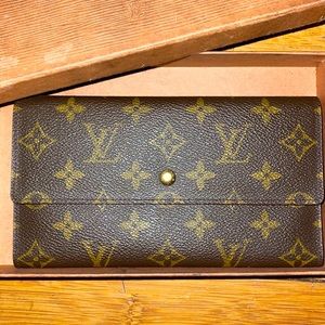 Authentic Louis Vuitton trifold tri11 brown Monogram wallet